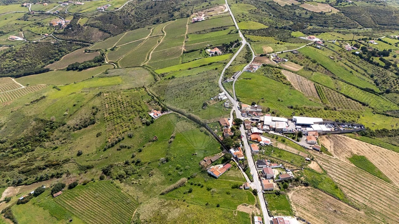 Moradia T2 para Venda em Alenquer (Santo Estêvão e Triana) Foto 36