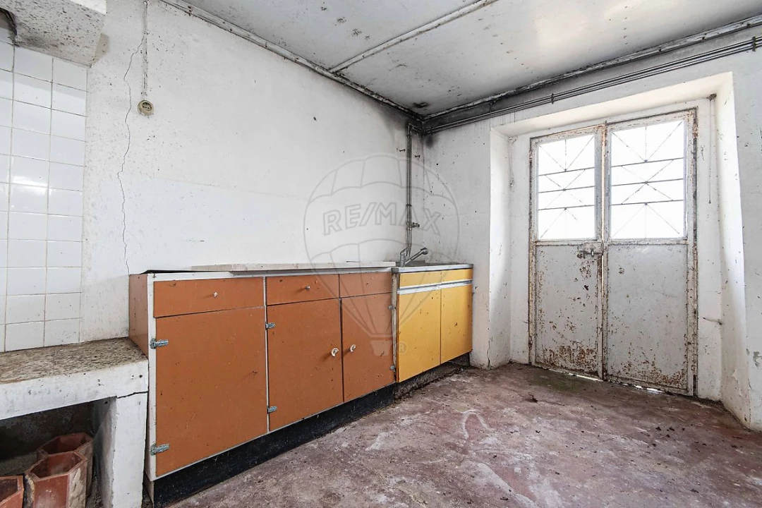 Moradia T2 para Venda em Alenquer (Santo Estêvão e Triana) Foto 11