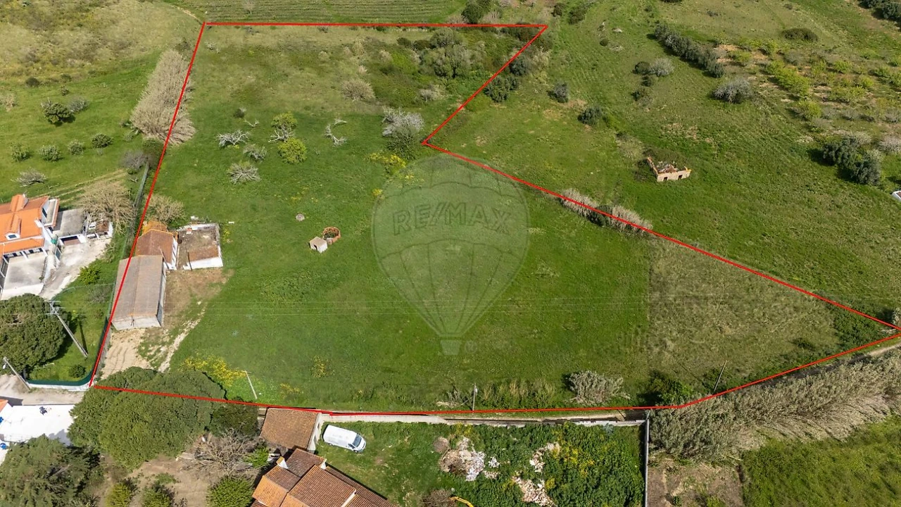 Moradia T2 para Venda em Alenquer (Santo Estêvão e Triana) Foto 48