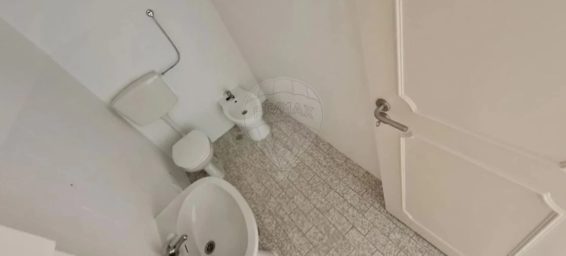 Apartamento T3 para Venda em Rio de Mouro Foto 4