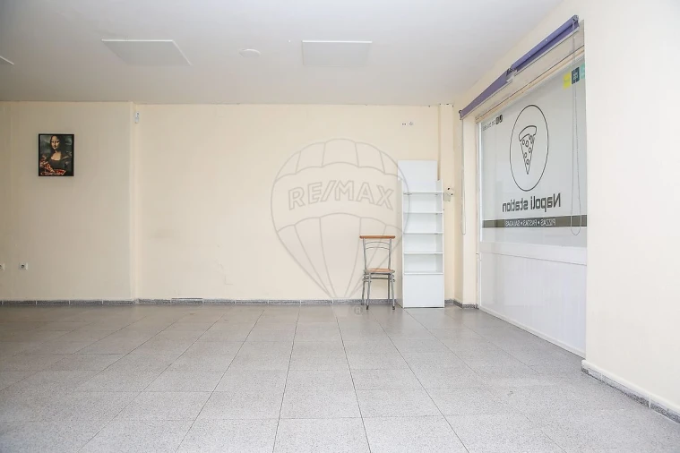 Loja para Arrendamento em Alverca do Ribatejo e Sobralinho Foto 17