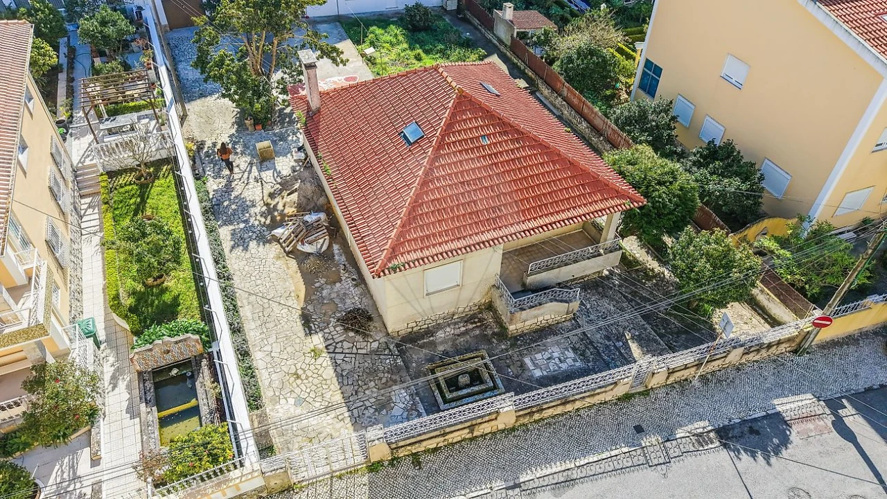 Moradia T5 para Venda em Santa Maria e São Miguel, São Martinho, São Pedro Penaferrim Foto 37