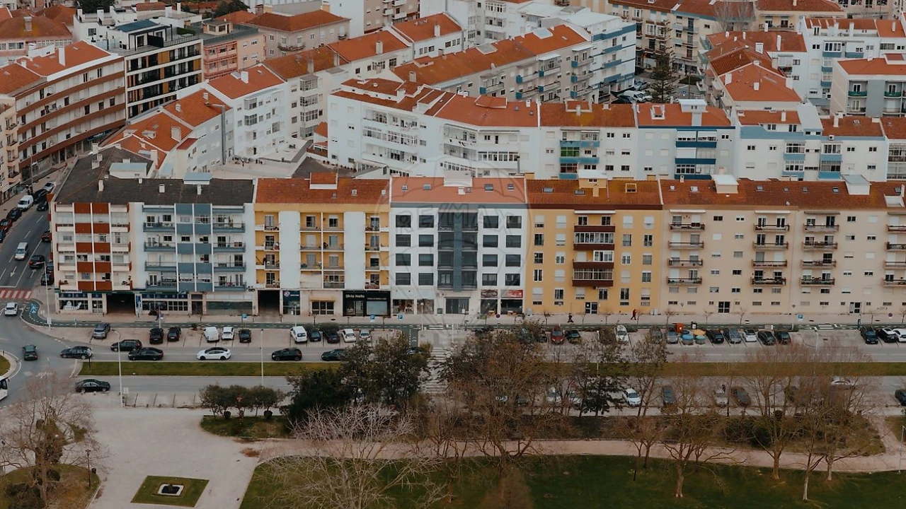 Apartamento T2 para Venda em Santa Maria, São Pedro e Matacães Foto 40