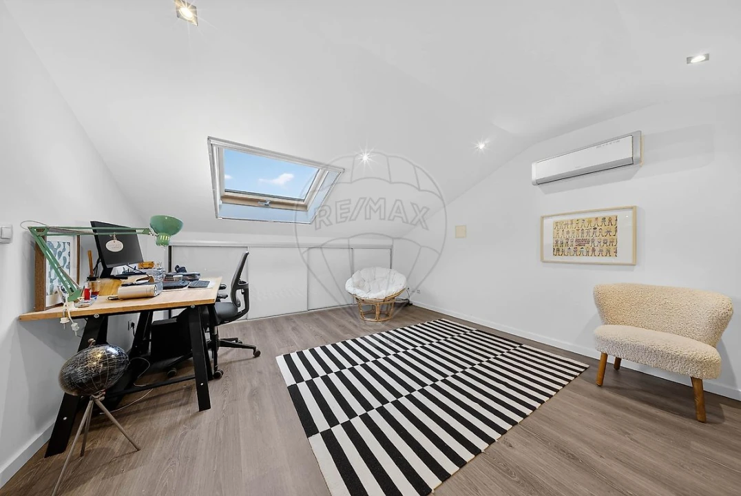 Apartamento T2 para Venda em Santa Maria, São Pedro e Matacães Foto 25