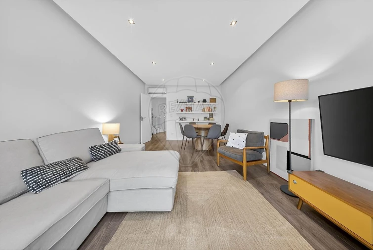 Apartamento T2 para Venda em Santa Maria, São Pedro e Matacães Foto 5