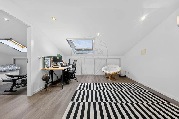 Apartamento T2 para Venda em Santa Maria, São Pedro e Matacães Foto 23