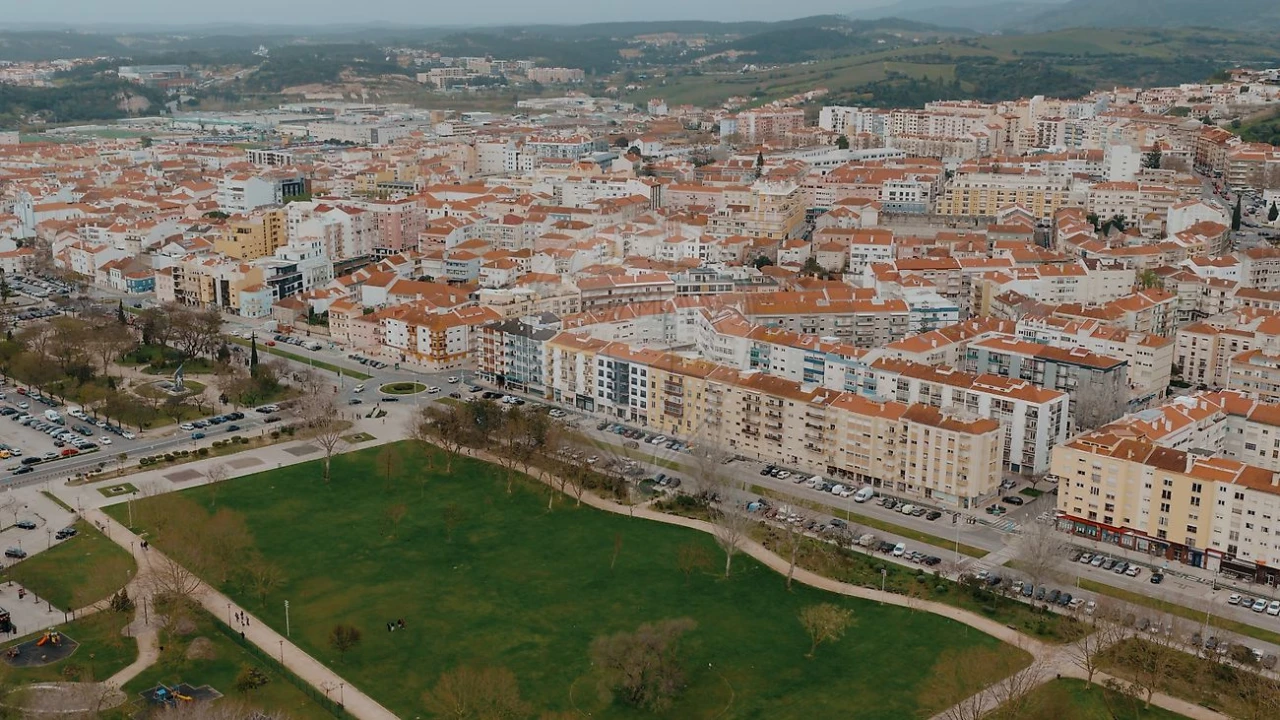 Apartamento T2 para Venda em Santa Maria, São Pedro e Matacães Foto 33