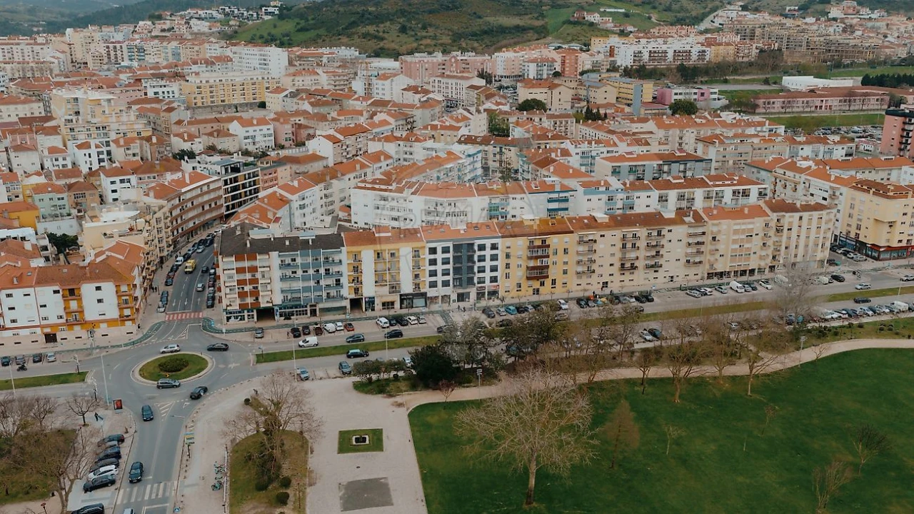 Apartamento T2 para Venda em Santa Maria, São Pedro e Matacães Foto 41