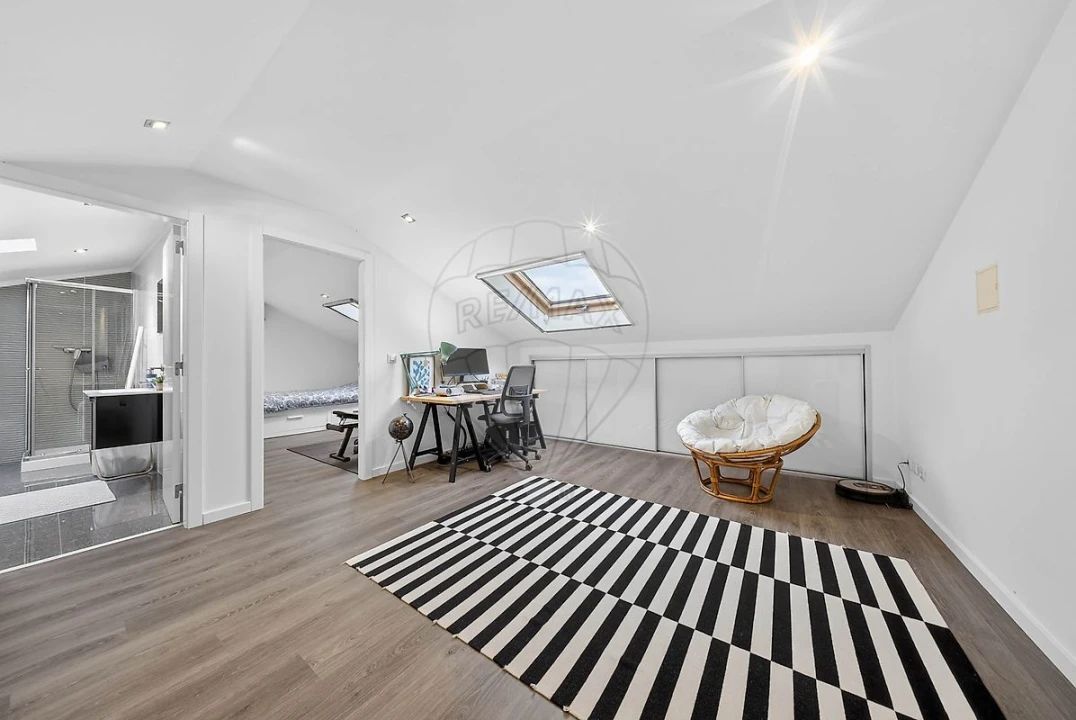 Apartamento T2 para Venda em Santa Maria, São Pedro e Matacães Foto 26