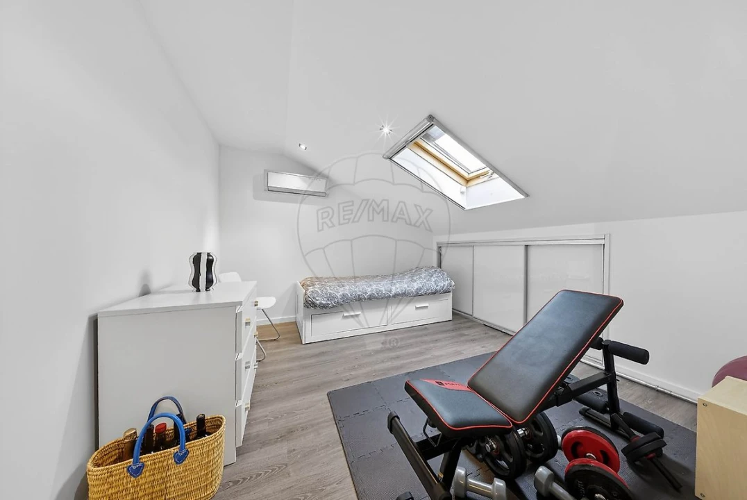 Apartamento T2 para Venda em Santa Maria, São Pedro e Matacães Foto 20