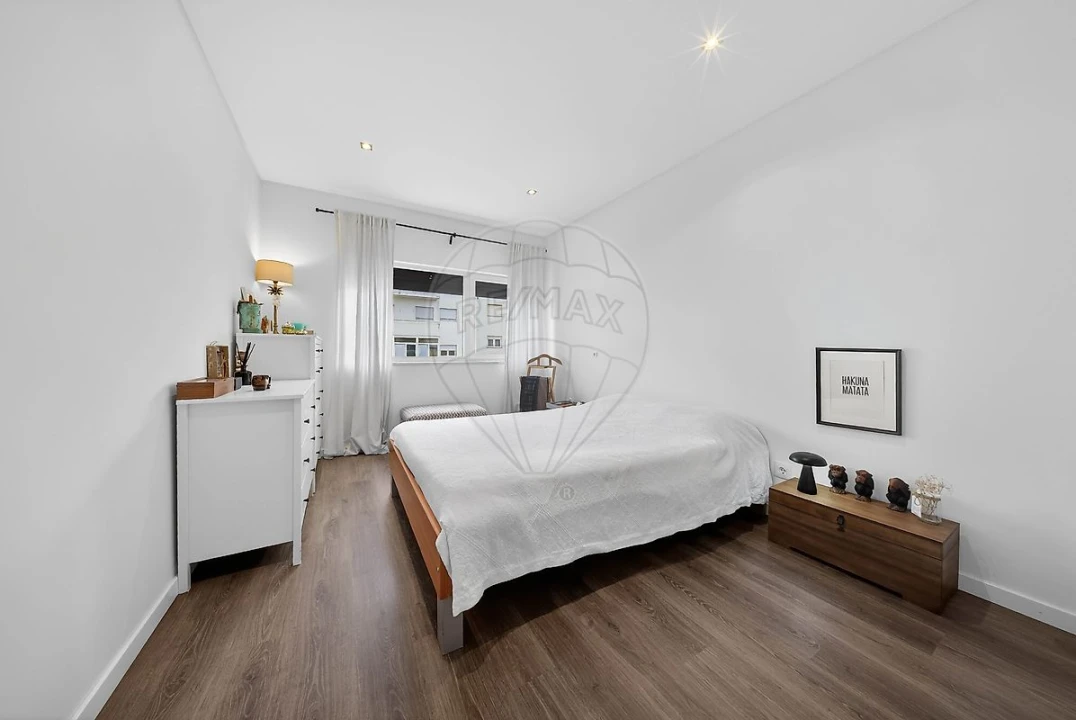 Apartamento T2 para Venda em Santa Maria, São Pedro e Matacães Foto 12