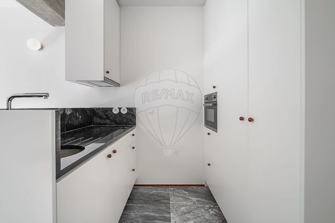 Apartamento T1 para Arrendamento em Cedofeita, Santo Ildefonso, Sé, Miragaia, São Nicolau e Vitória Foto 11