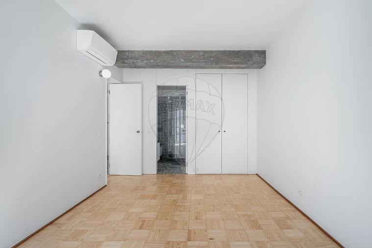 Apartamento T1 para Arrendamento em Cedofeita, Santo Ildefonso, Sé, Miragaia, São Nicolau e Vitória Foto 15