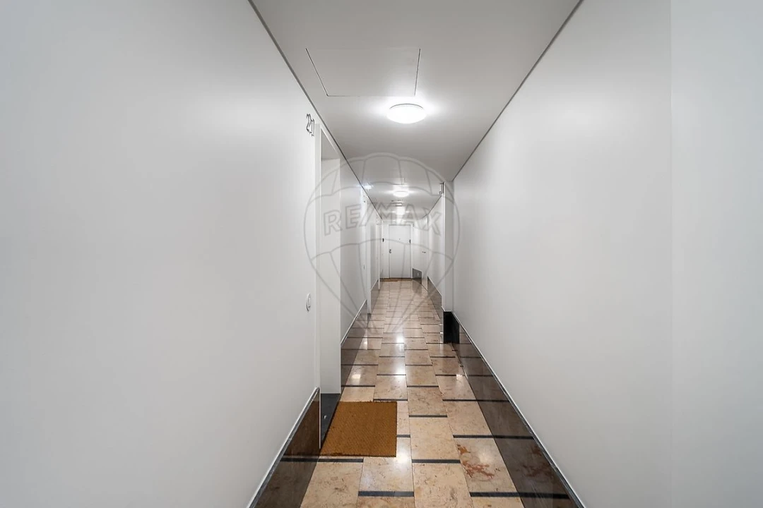 Apartamento T1 para Arrendamento em Cedofeita, Santo Ildefonso, Sé, Miragaia, São Nicolau e Vitória Foto 5