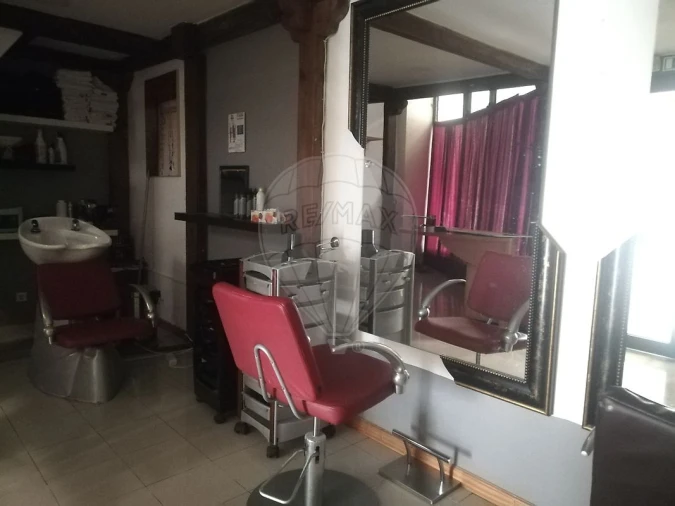 Loja para Arrendamento em Nossa Senhora do Pópulo, Coto e São Gregório Foto 7