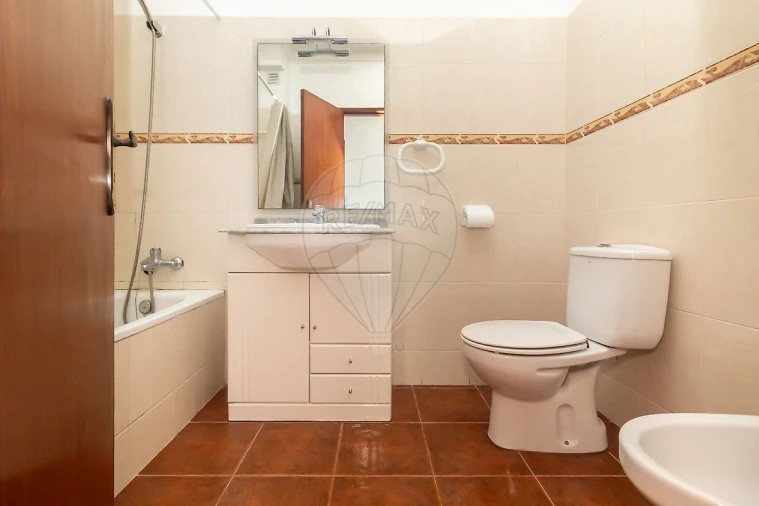 Apartamento T2 para Venda em Seixal, Arrentela e Aldeia de Paio Pires Foto 8