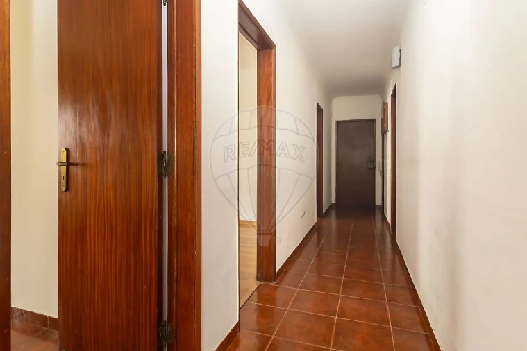 Apartamento T2 para Venda em Seixal, Arrentela e Aldeia de Paio Pires Foto 7