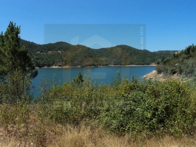 Terreno para Venda em Vila de Rei