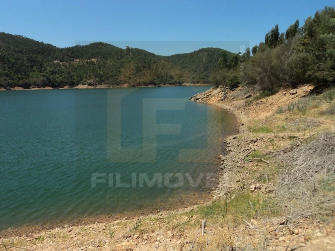 Terreno para Venda em Vila de Rei Foto 5