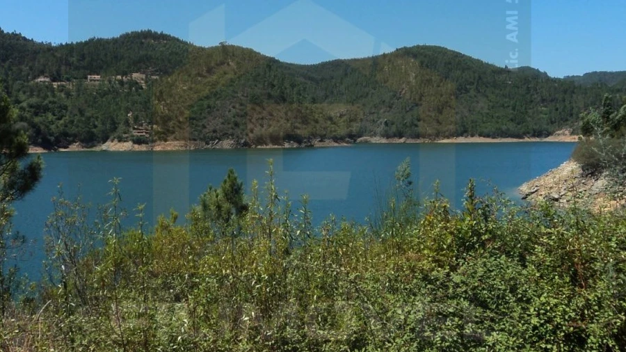 Terreno para Venda em Vila de Rei