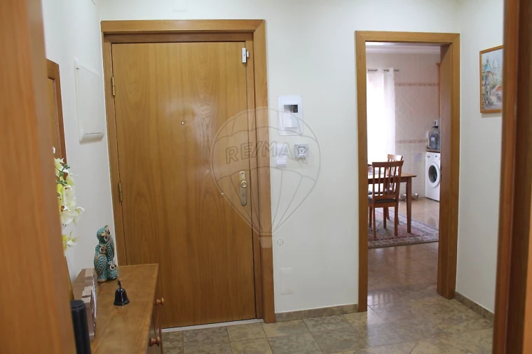 Moradia T3 para Venda em Aveiras de Baixo Foto 7