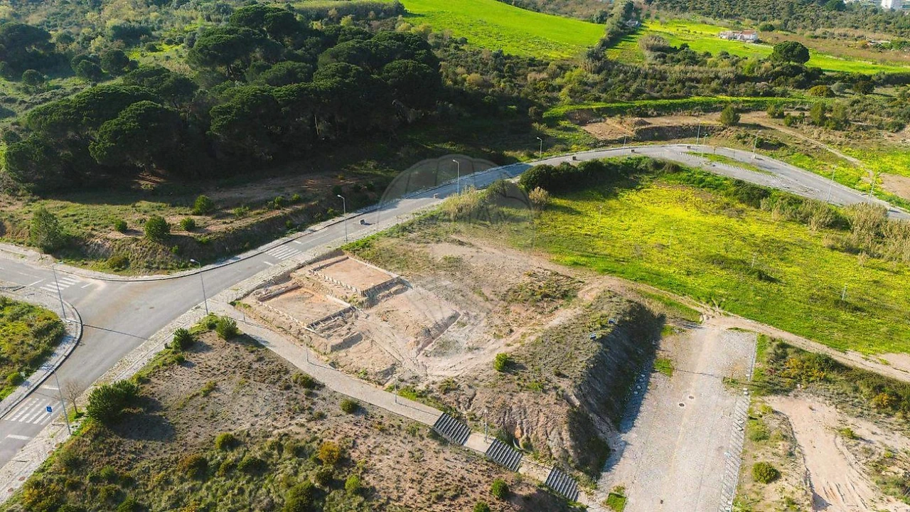 Terreno para Venda em Alenquer (Santo Estêvão e Triana) Foto 4