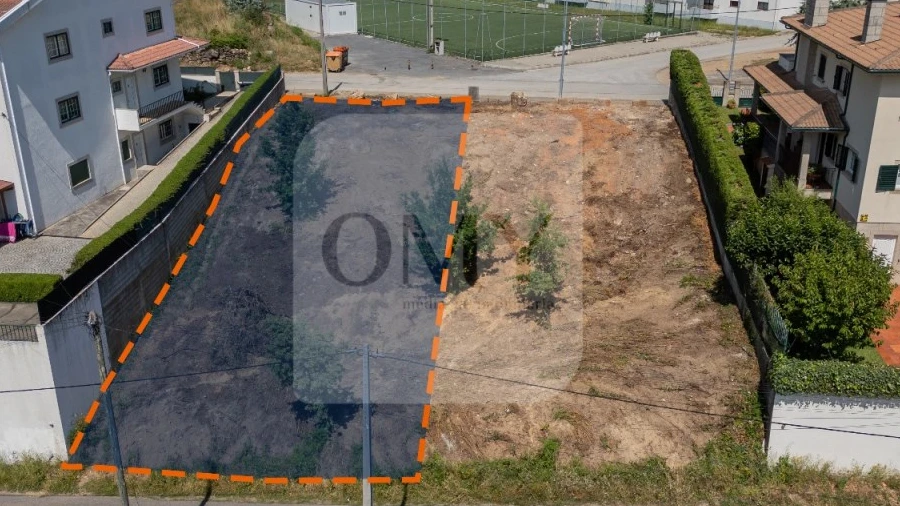 Terreno para Venda em Lordelo