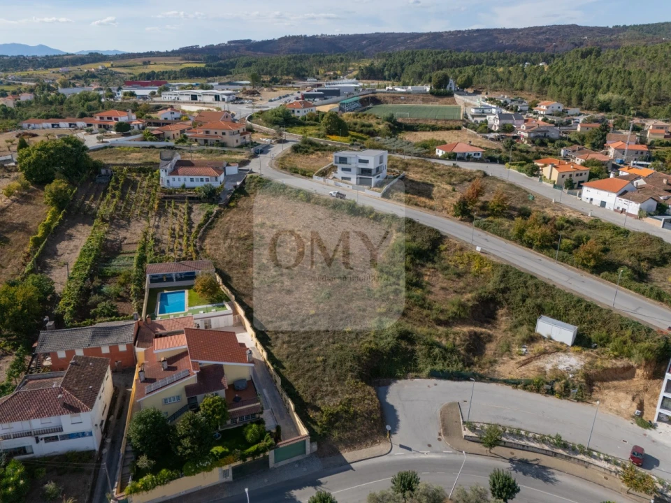 Terreno para Venda em Sabrosa Foto 5