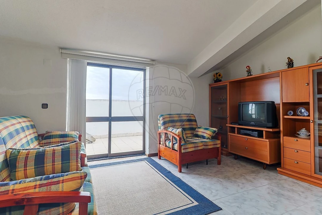 Apartamento T1 para Venda em Buarcos Foto 12