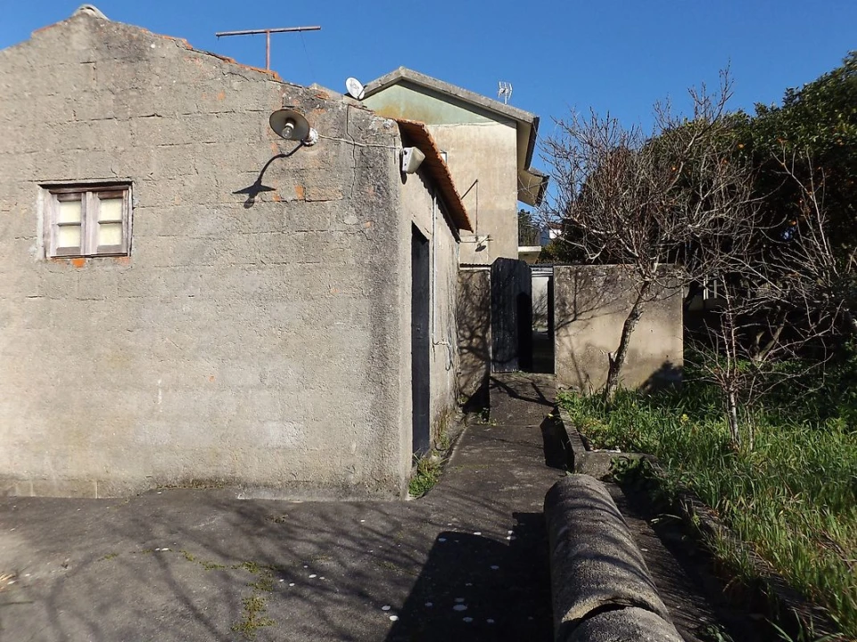 Moradia T2 para Venda em Tavarede Foto 1