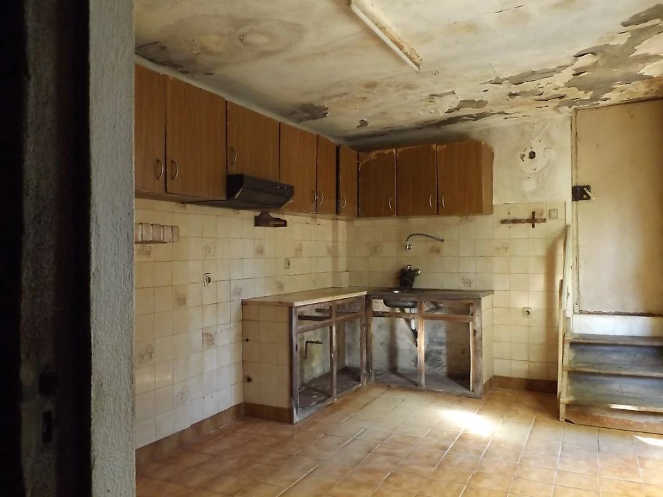 Moradia T2 para Venda em Tavarede Foto 8