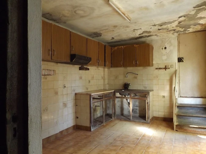 Moradia T2 para Venda em Tavarede Foto 8