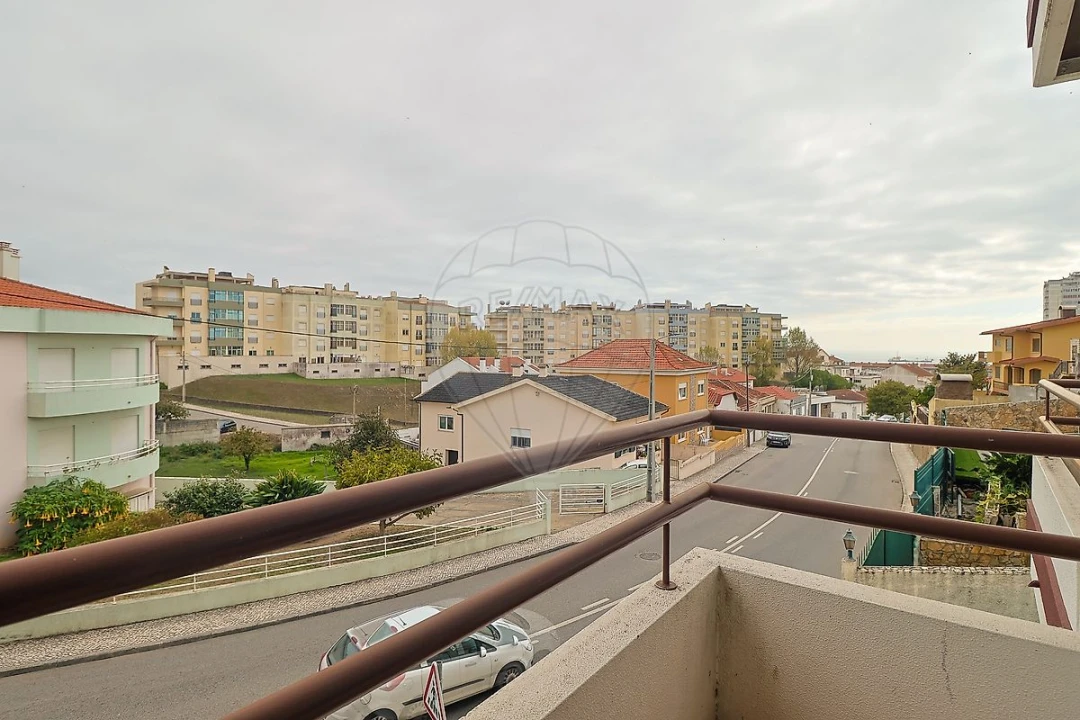 Apartamento T2 para Arrendamento em Tavarede Foto 13