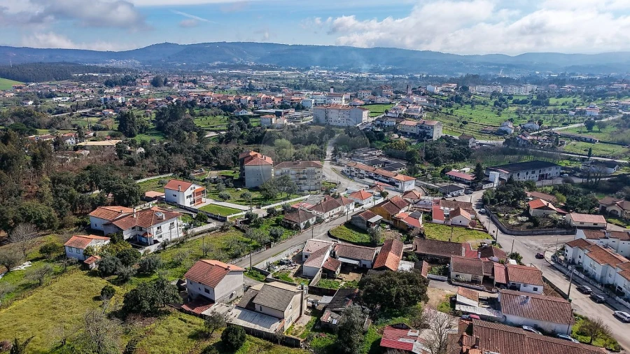 Moradia T2 para Venda em Poiares (Santo Andre) Foto 4