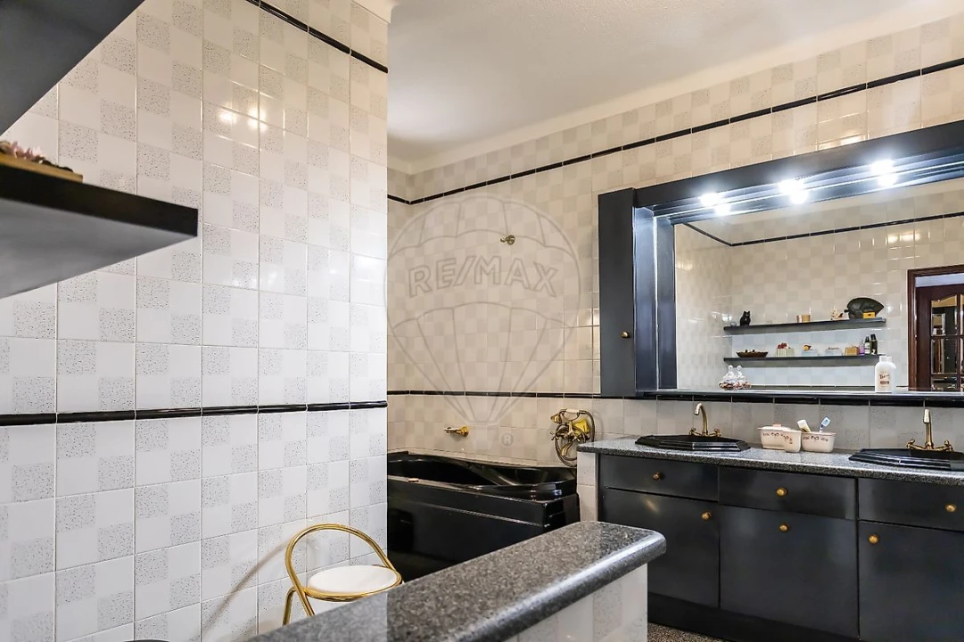 Moradia T5 para Venda em Palmela Foto 9