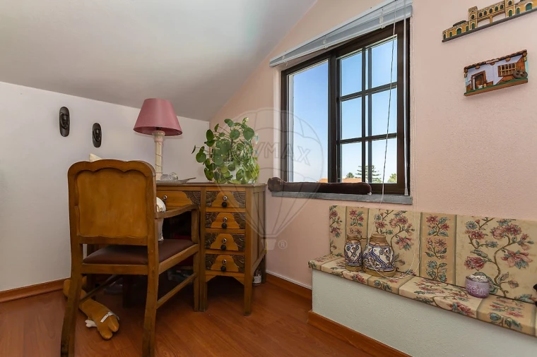 Moradia T5 para Venda em Palmela Foto 11