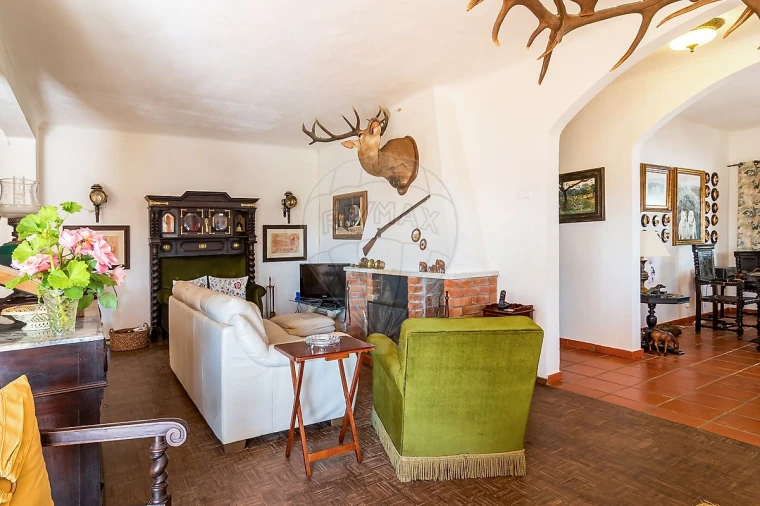 Moradia T4 para Venda em Bacelo e Senhora da Saúde Foto 26