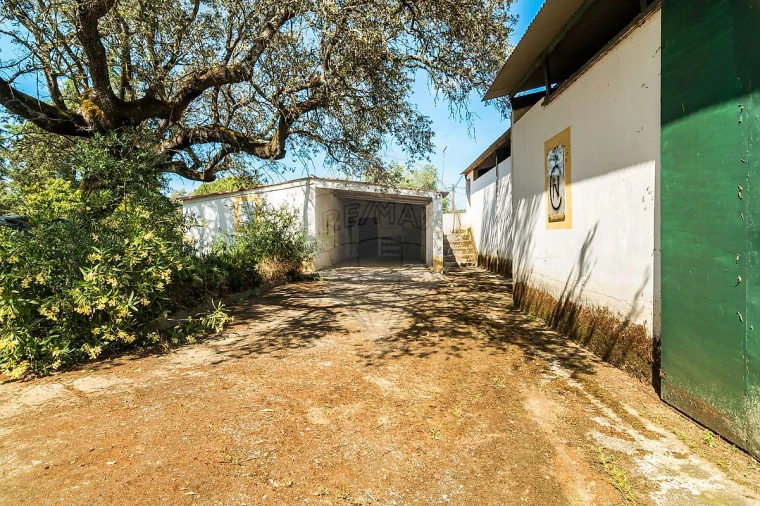 Moradia T4 para Venda em Bacelo e Senhora da Saúde Foto 9