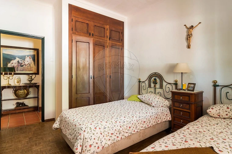 Moradia T4 para Venda em Bacelo e Senhora da Saúde Foto 41