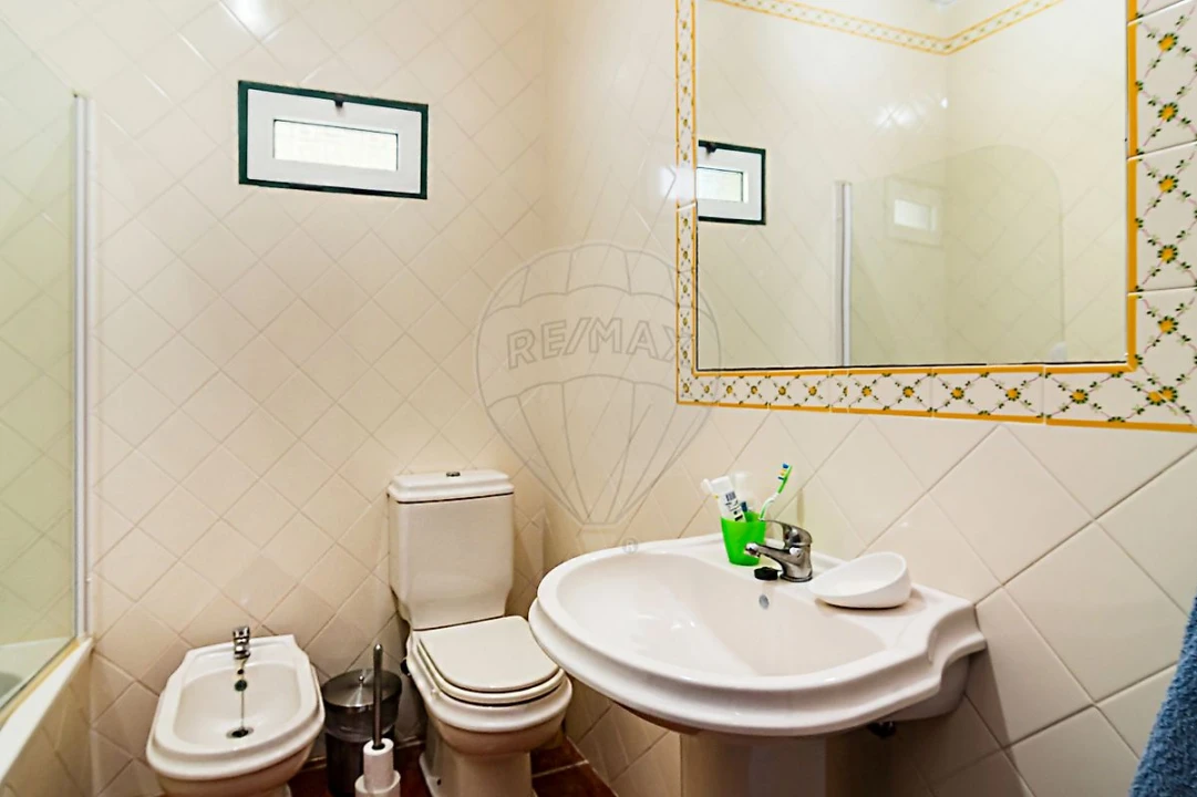 Moradia T4 para Venda em Bacelo e Senhora da Saúde Foto 42