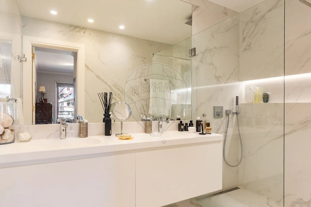 Apartamento T2 para Venda em Cascais e Estoril Foto 16