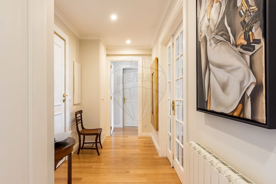 Apartamento T2 para Venda em Cascais e Estoril Foto 3