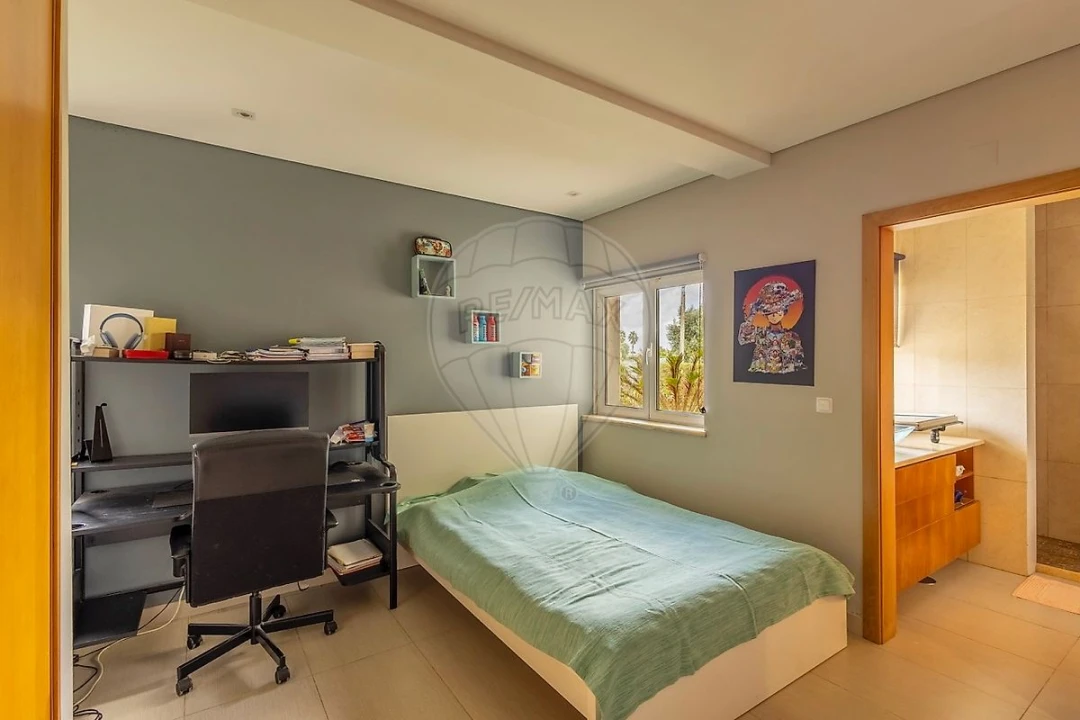 Moradia T5 para Venda em Palmela Foto 32