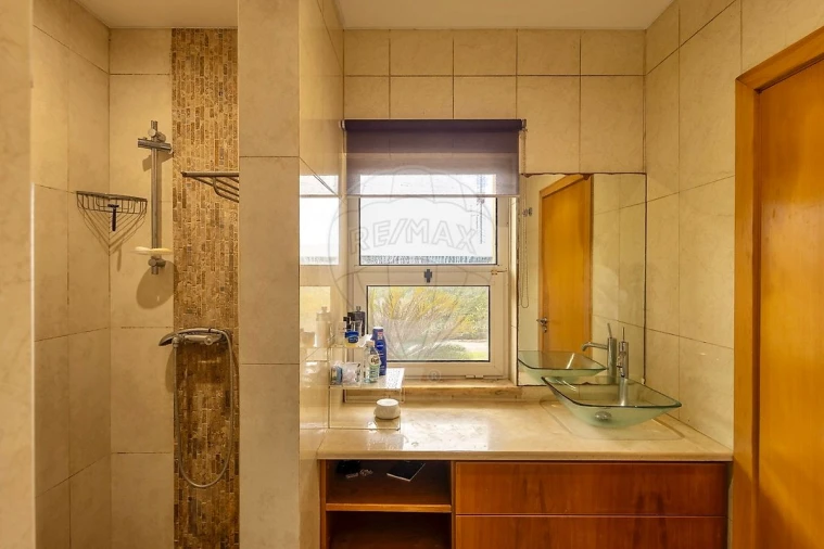 Moradia T5 para Venda em Palmela Foto 35