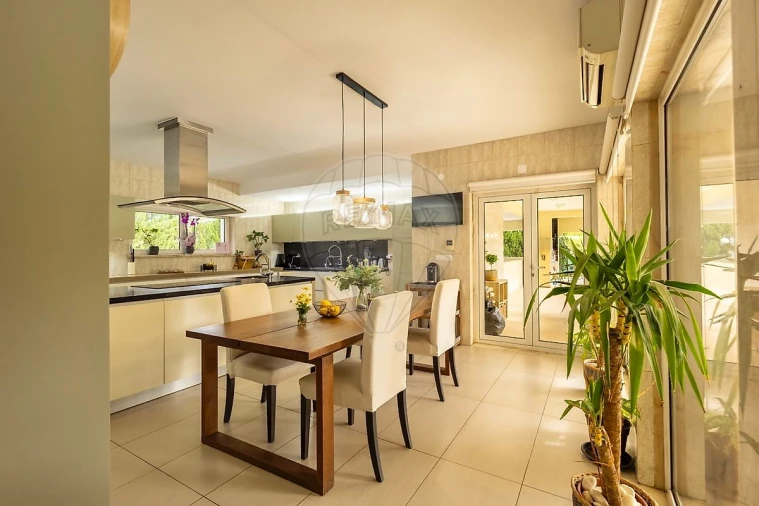 Moradia T5 para Venda em Palmela Foto 22