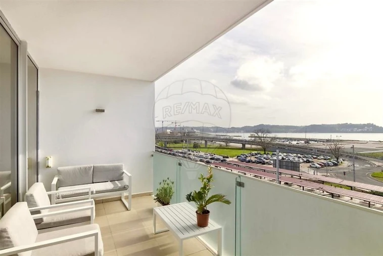 Apartamento T3 para Venda em Algés, Linda-A-Velha e Cruz Quebrada-Dafundo Foto 19