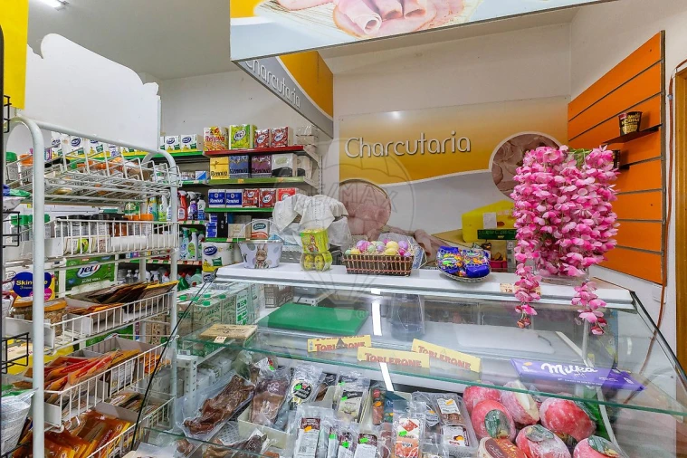 Negócio para Venda em Mindelo Foto 9