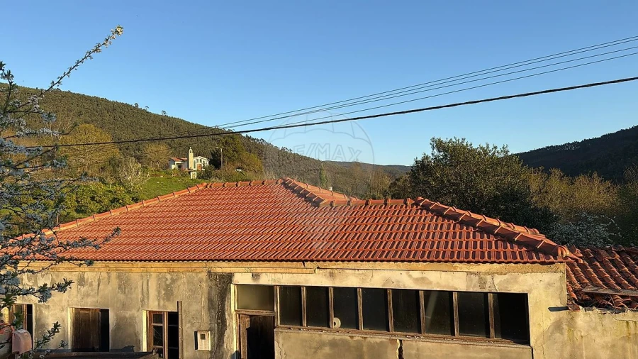 Moradia T6 para Venda em Belazaima do Chão, Castanheira do Vouga e Agadão Foto 14