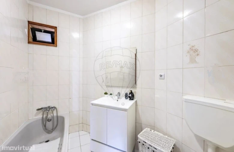 Apartamento T2 para Venda em Valongo Foto 9