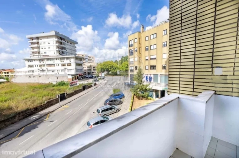 Apartamento T2 para Venda em Valongo Foto 8